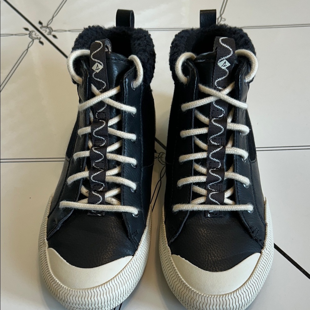 Sperry top-sider  women’s Pier wave wool storm sneaker booties